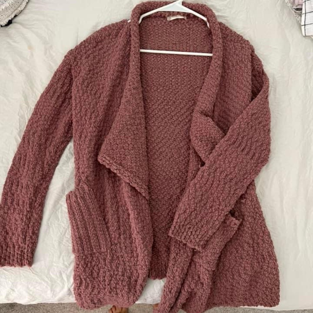 Altard state cardigan - small
Like new, again probably worn once or twice